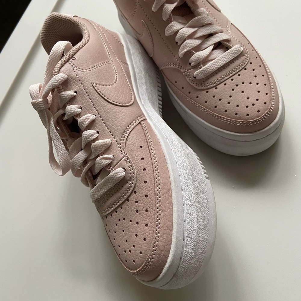 Nike Women's Light Pink Sneakers - Picture 2 of 3